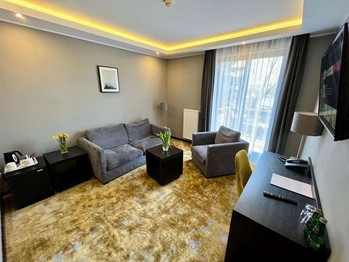 Malta Premium Hotel Познан Екстериор снимка