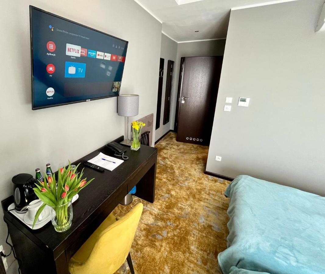 Malta Premium Hotel Познан Екстериор снимка
