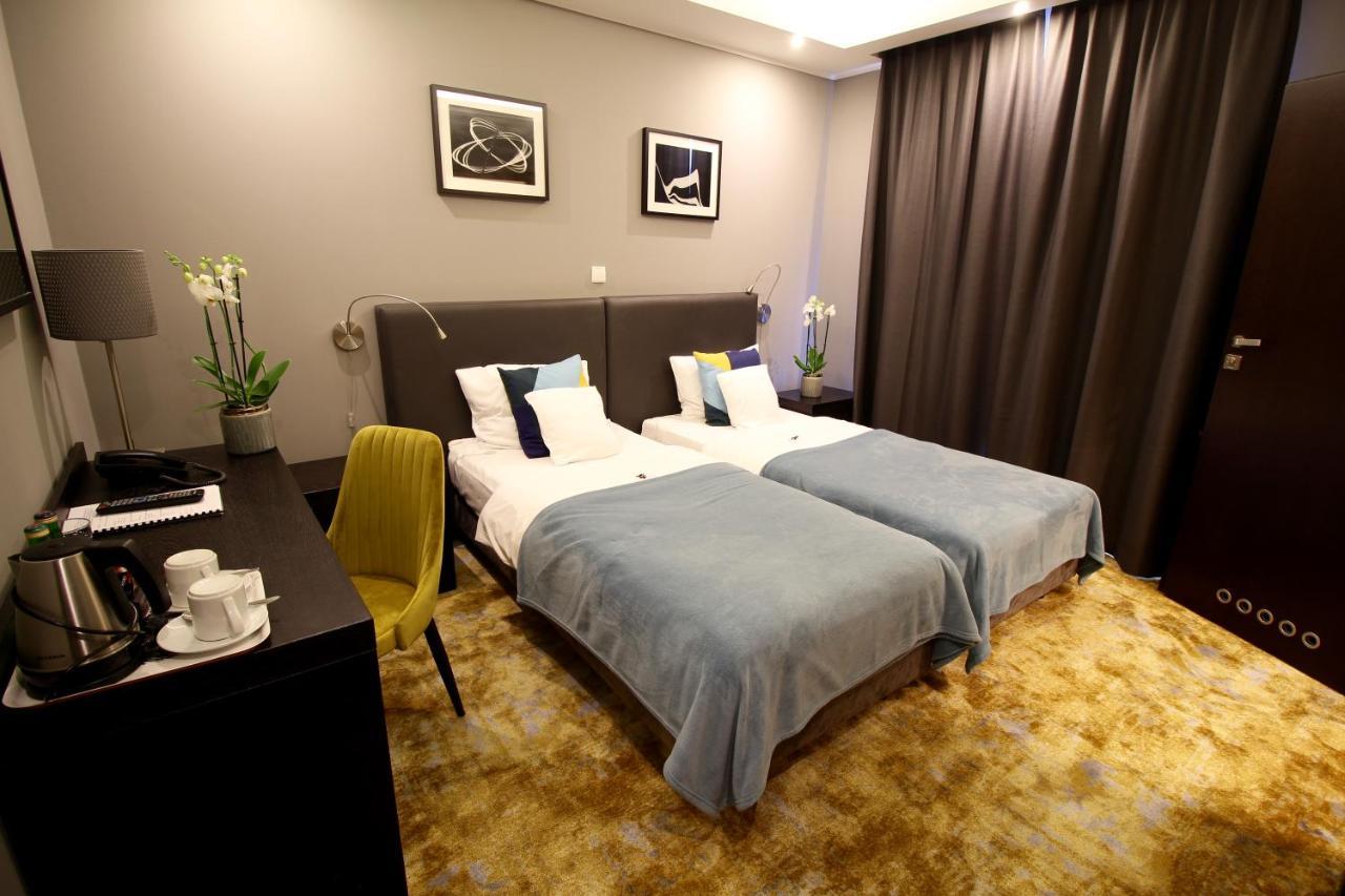 Malta Premium Hotel Познан Екстериор снимка